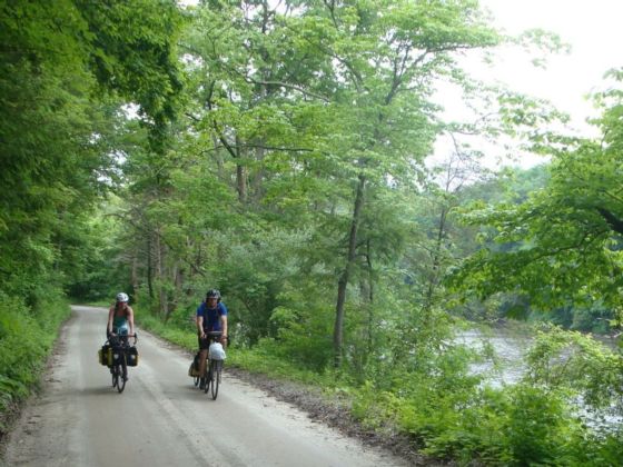 connecticut river bike trail